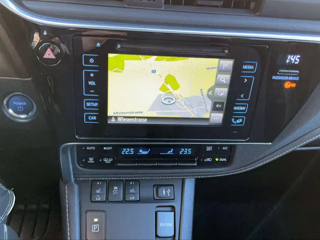 Toyota Auris 1.8 HSD Premium