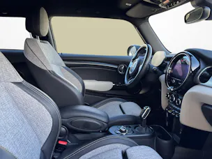 Mini F56 Cooper SE