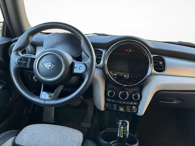 Mini F56 Cooper SE