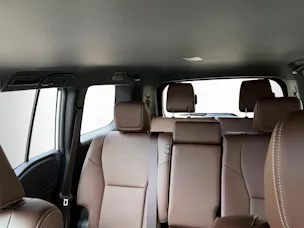 Toyota Land Cruiser 2.8 D 48V Style