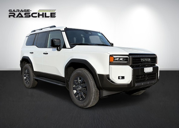 First vehicle image First vehicle image