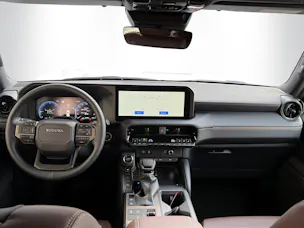 Toyota Land Cruiser 2.8 D 48V Style
