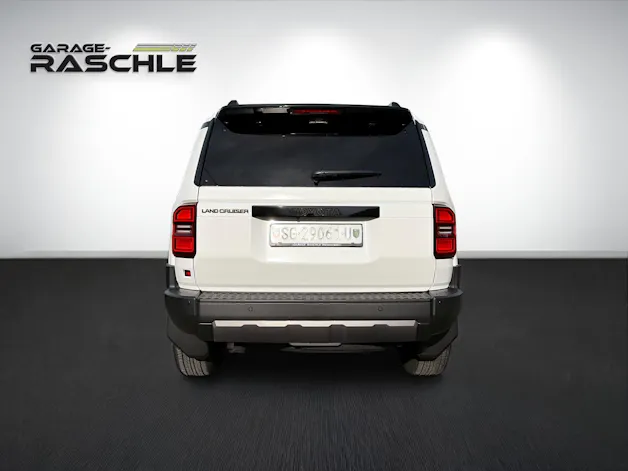 Toyota Land Cruiser 2.8 D 48V Style