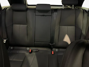 https://vehicle.imgix.net/4190027/30adf1c8-231e-4e7f-8cd4-0b27f26f2d9b.jpg