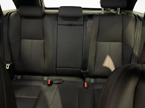 Fahrzeugbild LAND ROVER Range Rover Velar 2.0 P400e Dynamic SE