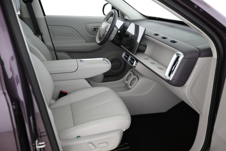 Vehicle image LEAPMOTOR B10