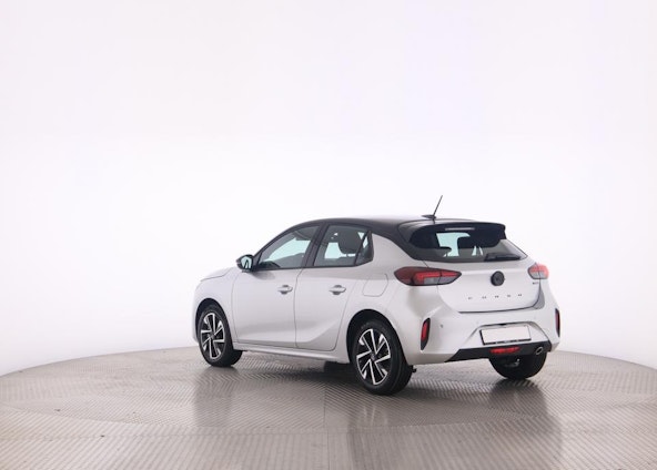 Vehicle image 5 Vehicle image 5