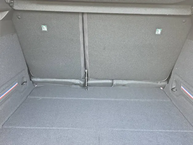 Renault R4 E-Tech Comfort Range iconic