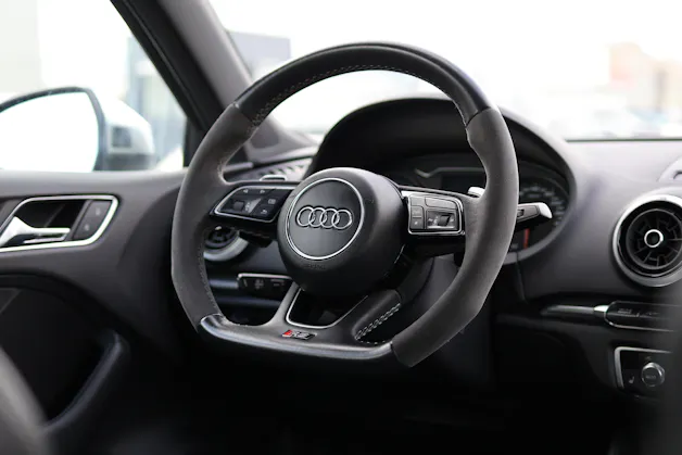 Audi RS3 Sportback 2.5 TFSI quattro S-Tronic *Ohne OPF*