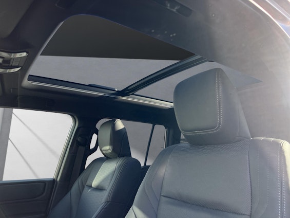 Vehicle image 9 Vehicle image 9