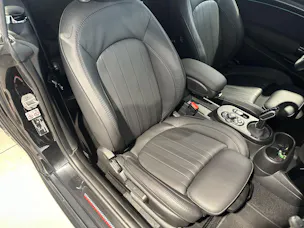 Mini Cabrio F57 2.0i John Cooper Works SAG
