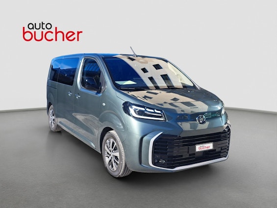 First vehicle image First vehicle image