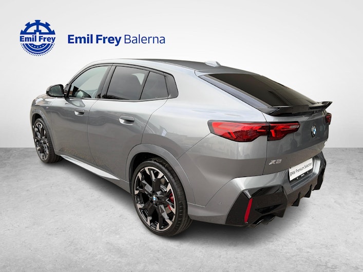 Vehicle image BMW X2