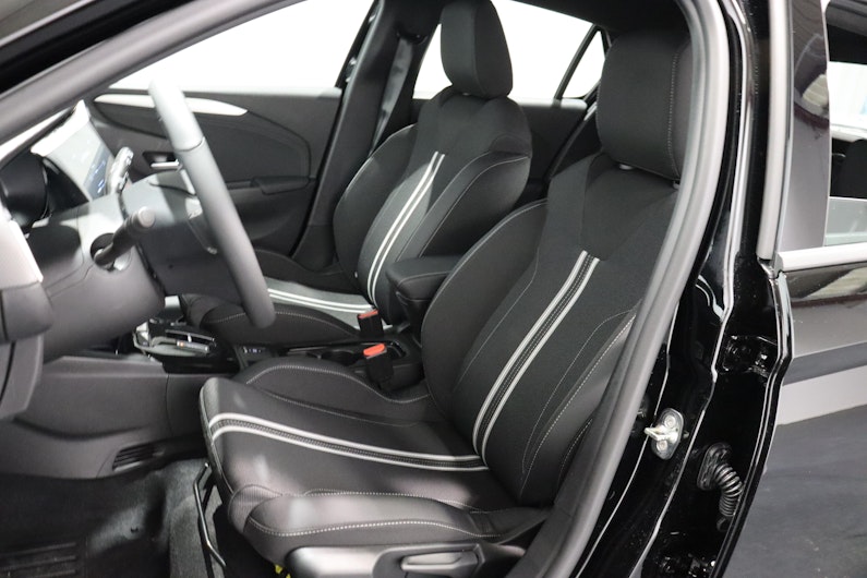 Fahrzeugbild OPEL CORSA