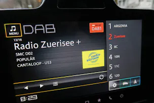 Suzuki S-Cross 1.4 T Sakura Top Hybrid 4x4