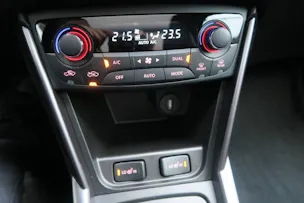 Suzuki S-Cross 1.4 T Sakura Top Hybrid 4x4