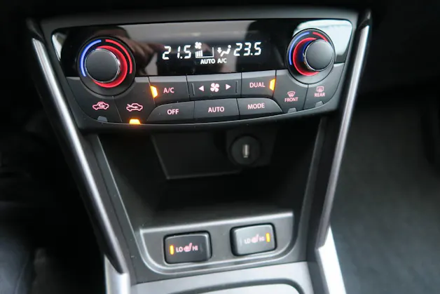Suzuki S-Cross 1.4 T Sakura Top Hybrid 4x4