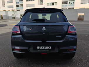 Suzuki Swift 1.2 Sakura Top Hybrid