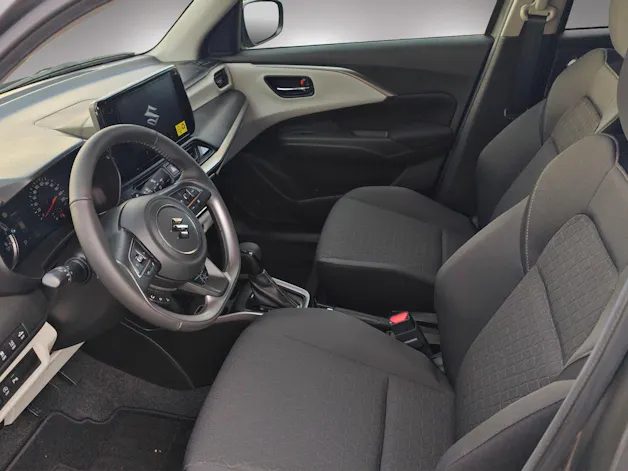 Suzuki Swift 1.2 Sakura Top Hybrid