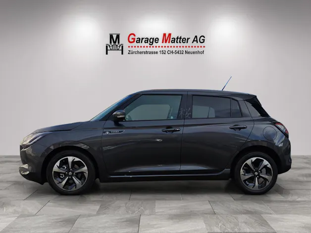 Suzuki Swift 1.2 Sakura Top Hybrid