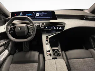 Peugeot 5008 1.6 PHEV Allure