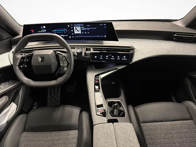 Peugeot 5008 1.6 PHEV Allure