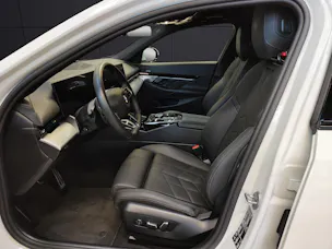 BMW 520d xDrive Touring Attraktiven Leasingzinssatz ab 1,9 % bei Abschluss einer BMW Fahrzeugversicherung.