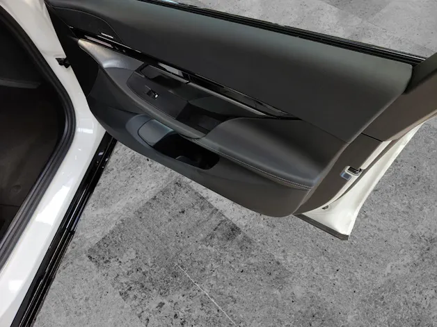 BMW 520d xDrive Touring Attraktiven Leasingzinssatz ab 1,9 % bei Abschluss einer BMW Fahrzeugversicherung.