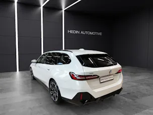 BMW 520d xDrive Touring Attraktiven Leasingzinssatz ab 1,9 % bei Abschluss einer BMW Fahrzeugversicherung.