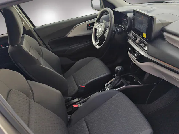 Suzuki Swift 1.2 Sakura Top Hybrid