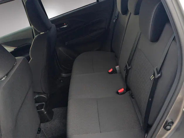 Suzuki Swift 1.2 Sakura Top Hybrid