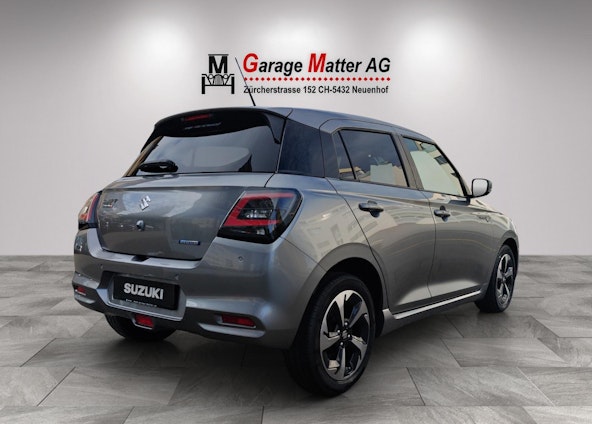 Vehicle image 4 Vehicle image 4