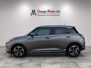 Suzuki Swift 1.2 Sakura Top Hybrid