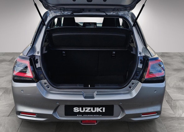 Vehicle image 16 Vehicle image 16