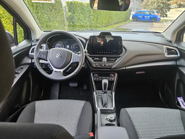 Suzuki S-Cross 1.4 T Sakura Hybrid 4x4