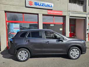 Suzuki S-Cross 1.4 T Sakura Hybrid 4x4