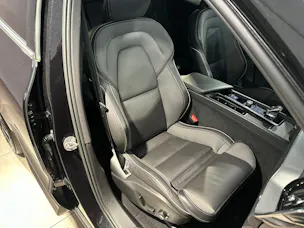 Volvo XC60 2.0 T8 TE Ultimate Dark eAWD