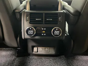 Land Rover Discovery 3.0 D I6 350 Dynamic HSE (7-Plätzer)