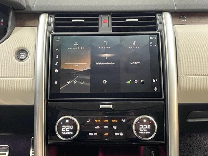 Vehicle image LAND ROVER DISCOVERY