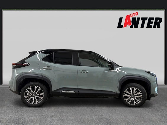 Vehicle image 4 Vehicle image 4