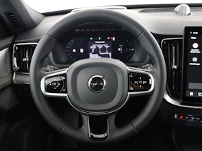 image du véhicule VOLVO XC90 2.0 T8 TE Ultra Dark eAWD
