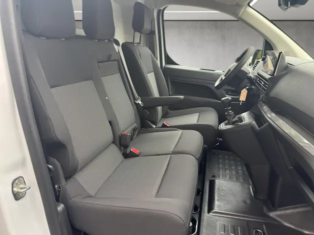 Citroën Jumpy M 1.5 BlueHDi 120 First S/S
