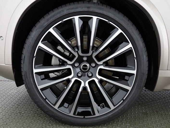 image du véhicule VOLVO XC90