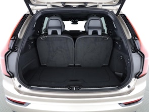 image du véhicule VOLVO XC90 2.0 T8 TE Ultra Dark eAWD