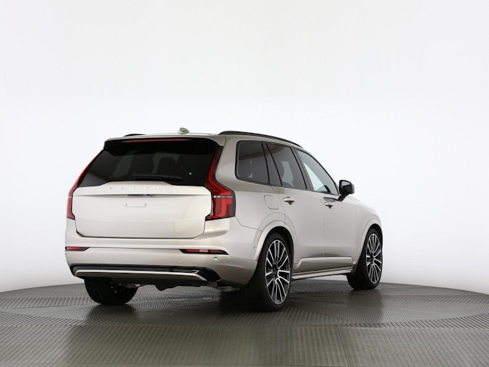 image du véhicule VOLVO XC90