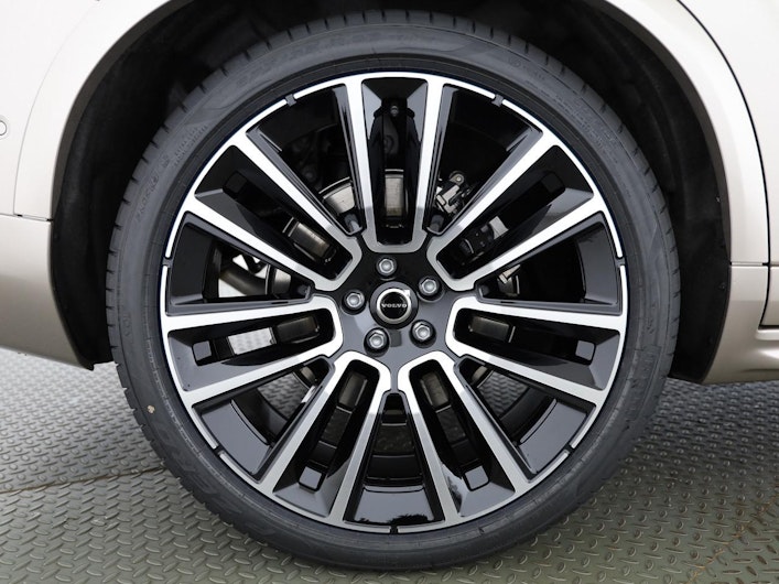 image du véhicule VOLVO XC90