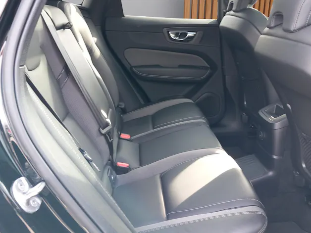Volvo XC60 2.0 T6 TE R-Design eAWD