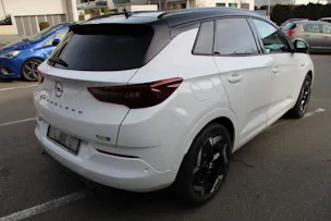 Opel Grandland 1.6 T PHEV GSE