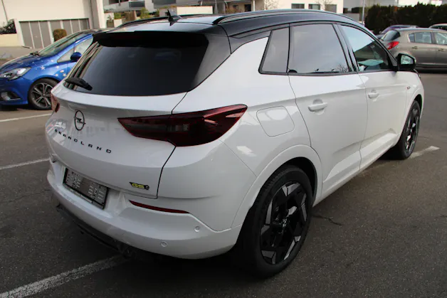 Opel Grandland 1.6 T PHEV GSE