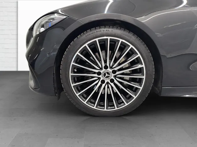 Mercedes-Benz C 300 AMG Line 4Matic T